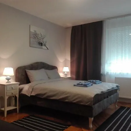 Ivan Apartment *